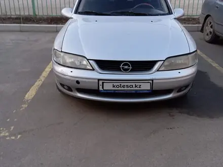 Opel Vectra 2002 года за 1 500 000 тг. в Актобе – фото 2