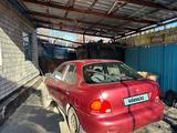 Hyundai Accent 1996 годаfor700 000 тг. в Талдыкорган – фото 4