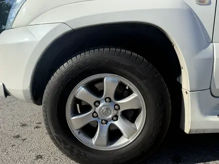 Toyota Land Cruiser Prado 2007 года за 13 000 000 тг. в Шымкент – фото 13