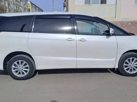 Toyota Estima 2006 года за 8 000 000 тг. в Атырау – фото 2