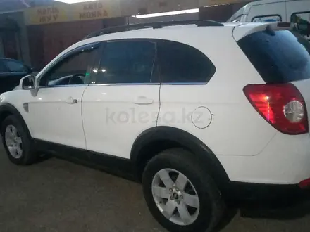 Chevrolet Captiva 2009 года за 3 850 000 тг. в Шымкент – фото 16