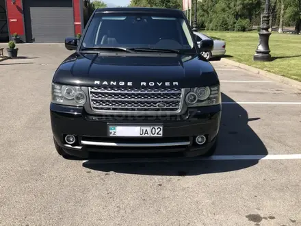 Land Rover Range Rover 2010 года за 11 500 000 тг. в Алматы – фото 2