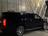 Chevrolet Suburban 2019 года за 37 000 000 тг. в Алматы – фото 3