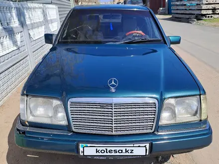 Mercedes-Benz E 200 1994 года за 1 000 000 тг. в Павлодар