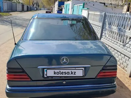 Mercedes-Benz E 200 1994 года за 1 000 000 тг. в Павлодар – фото 3