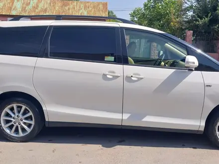 Toyota Previa 2018 года за 13 200 000 тг. в Алматы – фото 2