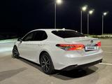 Toyota Camry 2021 года за 17 500 000 тг. в Щучинск – фото 5