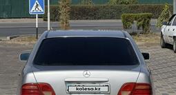 Mercedes-Benz E 230 1997 года за 2 000 000 тг. в Шымкент – фото 3