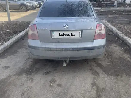 Volkswagen Passat 2001 года за 1 400 000 тг. в Уральск – фото 4