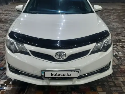 Toyota Camry 2014 года за 8 000 000 тг. в Шымкент