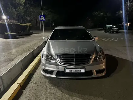 Mercedes-Benz S 350 2005 года за 10 000 000 тг. в Алматы