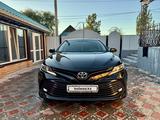 Toyota Camry 2020 года за 12 500 000 тг. в Костанай – фото 4