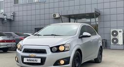 Chevrolet Aveo 2014 года за 3 300 000 тг. в Семей – фото 2