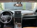 Toyota Camry 2017 годаfor11 500 000 тг. в Шымкент – фото 7