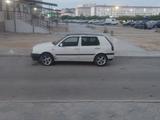 Volkswagen Golf 1995 года за 850 000 тг. в Актау – фото 2