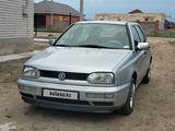 Volkswagen Golf 1994 года за 2 700 000 тг. в Актобе – фото 2