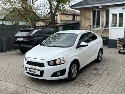 Chevrolet Aveo 2014 года за 3 000 000 тг. в Астана – фото 2