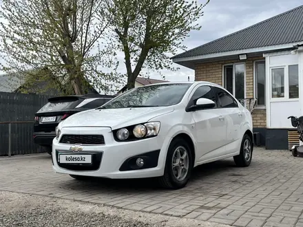 Chevrolet Aveo 2014 года за 3 000 000 тг. в Астана