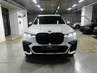 BMW X7 2022 года за 47 900 000 тг. в Астана