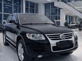 Volkswagen Touareg 2008 года за 7 400 000 тг. в Караганда