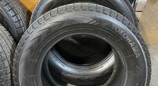 Зимние покрышки 285/60R18 Yokohama за 220 000 тг. в Алматы