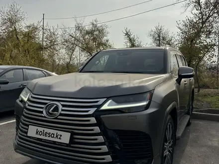 Lexus LX 600 2022 года за 71 000 000 тг. в Алматы – фото 2