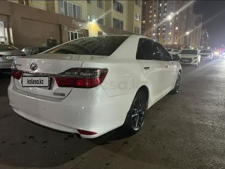 Toyota Camry 2017 года за 11 200 000 тг. в Астана – фото 10