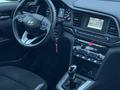 Hyundai Elantra 2018 года за 7 500 000 тг. в Караганда – фото 9