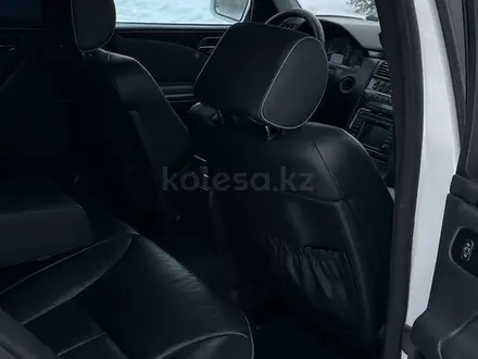 Mercedes-Benz E 500 2000 года за 6 800 000 тг. в Караганда – фото 13