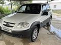 Chevrolet Niva 2014 года за 3 100 000 тг. в Актобе – фото 2