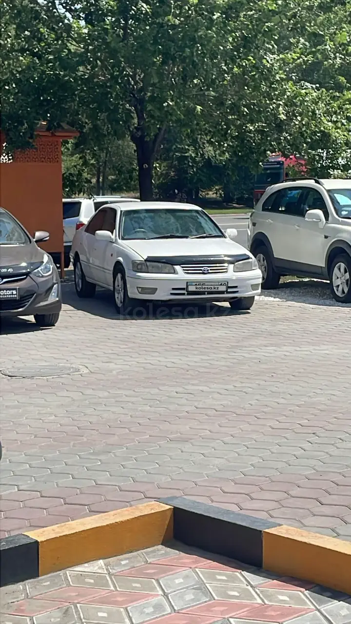 Toyota Camry, 2000