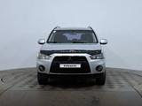 Mitsubishi Outlander 2011 года за 5 350 000 тг. в Астана – фото 2