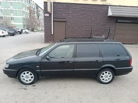 Volkswagen Passat 1994 года за 2 500 000 тг. в Костанай – фото 2