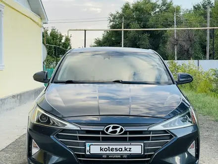 Hyundai Elantra 2020 года за 8 550 000 тг. в Атырау – фото 2