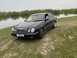 Mercedes-Benz E 230 1995 годаүшін2 250 000 тг. в Уральск