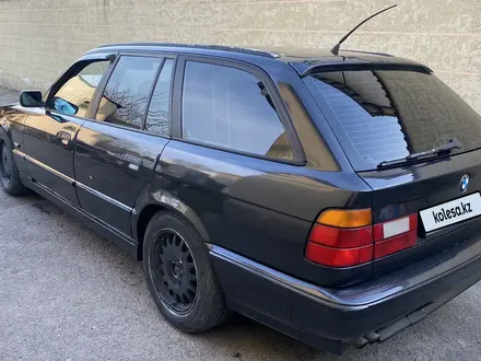 BMW 520 1993 года за 2 300 000 тг. в Алматы – фото 12