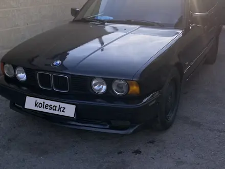 BMW 520 1993 года за 2 300 000 тг. в Алматы – фото 16