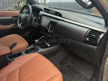 Toyota Hilux 2024 года за 28 500 000 тг. в Уральск – фото 8