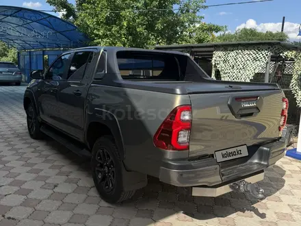Toyota Hilux 2024 года за 28 500 000 тг. в Уральск – фото 3