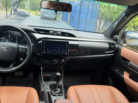 Toyota Hilux 2024 года за 28 500 000 тг. в Уральск – фото 7
