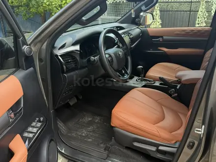 Toyota Hilux 2024 года за 28 500 000 тг. в Уральск – фото 6