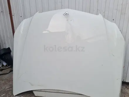 Капот w212 за 1 000 тг. в Алматы
