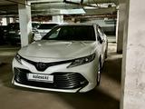 Toyota Camry 2020 годаfor15 000 000 тг. в Астана – фото 3