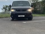 Volkswagen Multivan 2004 года за 10 500 000 тг. в Караганда – фото 3
