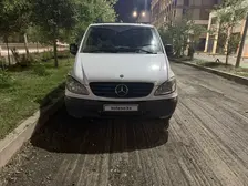 Mercedes-Benz Vito, 2009