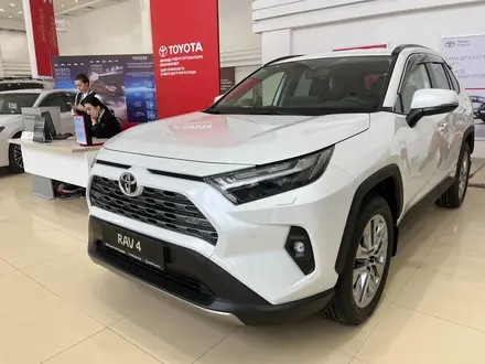 Toyota RAV4 Luxe 2025 года за 24 490 000 тг. в Караганда – фото 2