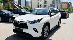 Toyota Highlander 2023 года за 30 900 000 тг. в Шымкент – фото 2