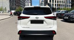 Toyota Highlander 2023 года за 30 900 000 тг. в Шымкент – фото 3