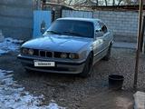 BMW 525 1991 года за 1 250 000 тг. в Кулан – фото 2