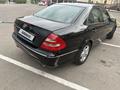 Mercedes-Benz E 320 2002 года за 5 000 000 тг. в Алматы – фото 17